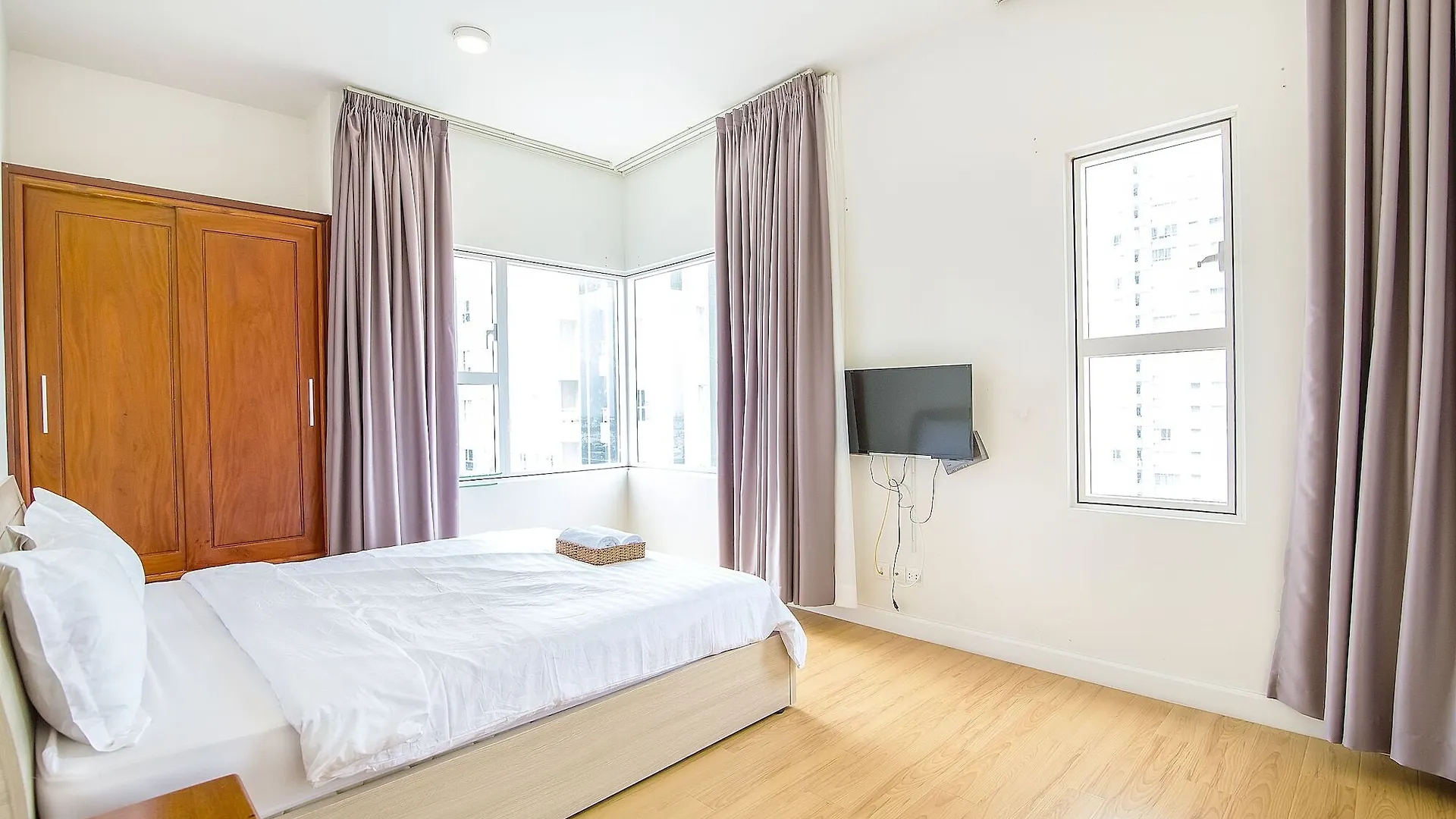 Apartment Sunrise City W2 19.04 Ho Chi Minh City Vietnam