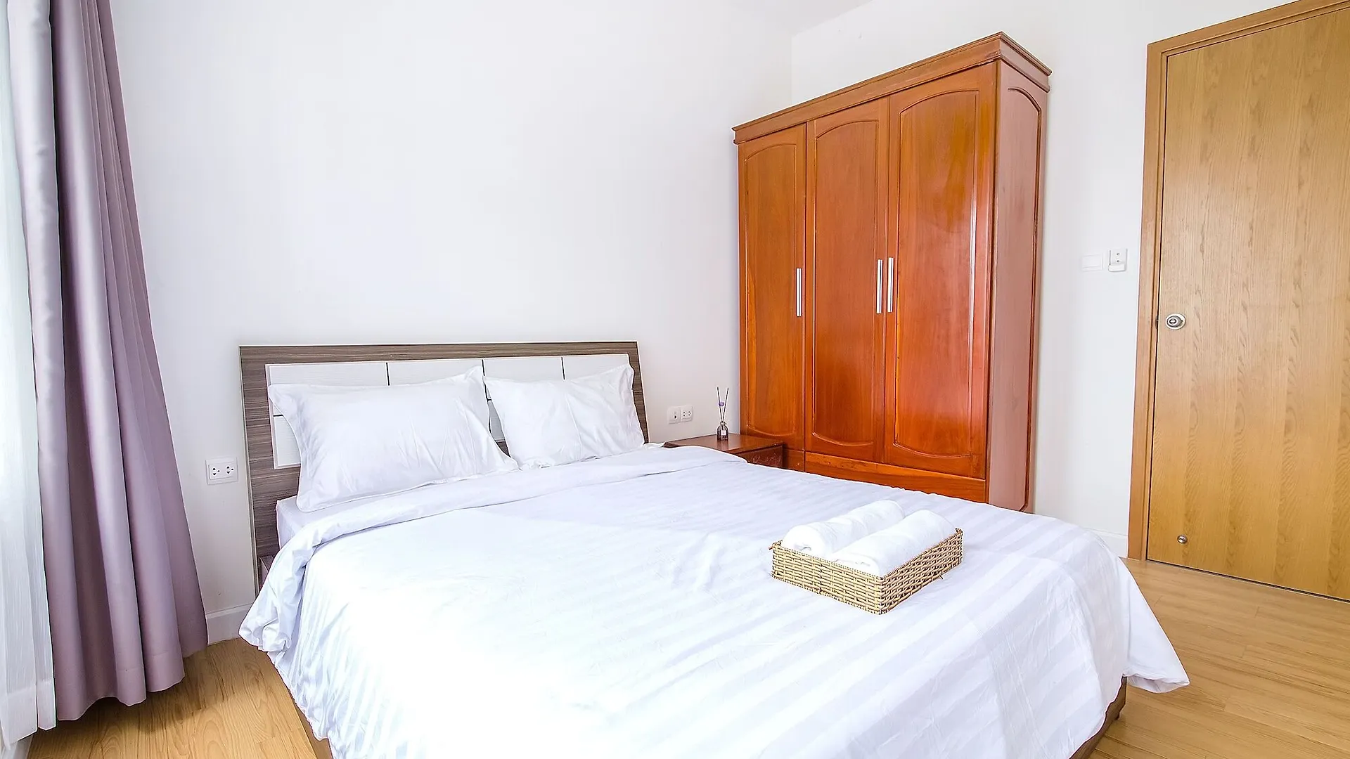 Sunrise City W2 19.04 Ho Chi Minh City Apartment